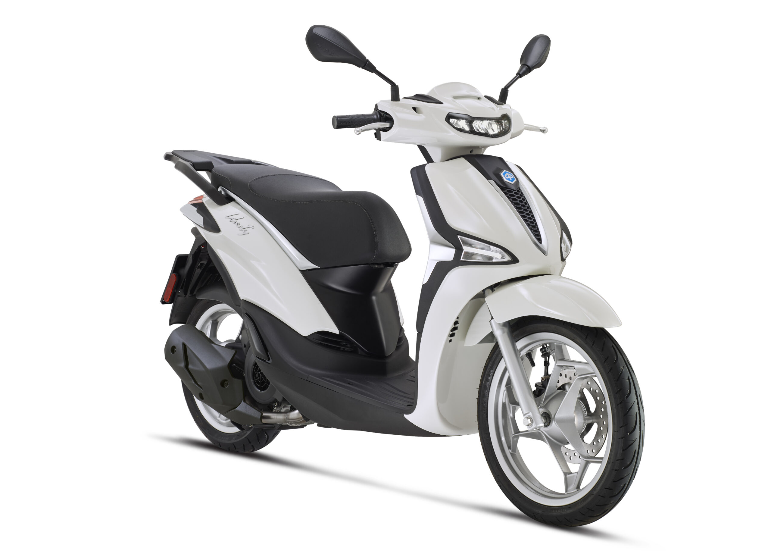 Piaggio_Liberty_125_Bianco-Luna_3-4-ant-dx